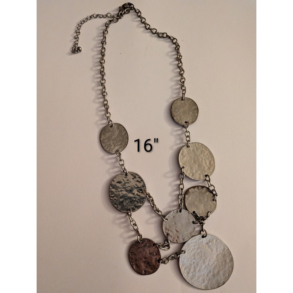 Mixed Metal Hammered Disc Layered Statement Necklace Silver Copper Tones 16in